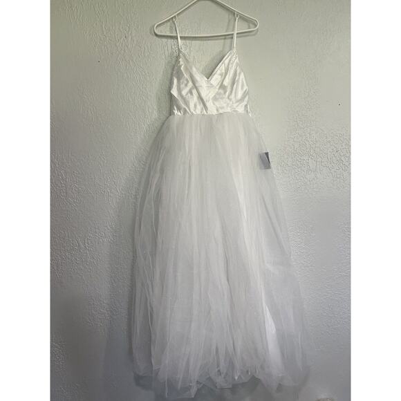 Lulus Spellbinding Beauty White Glitter Sleeveless Tulle Gown - Picture 1 of 14